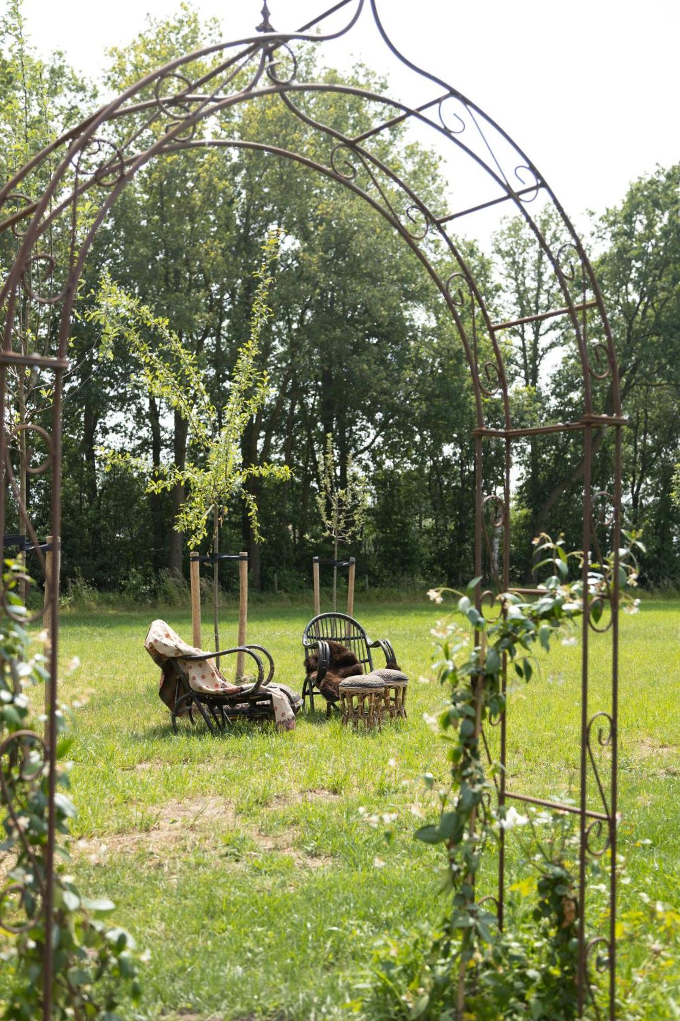 Bed & Breakfast Hoeve Happiness - Ontbijt Inbegrepen - Wellness Aanwezig Voorthuizen Extérieur photo