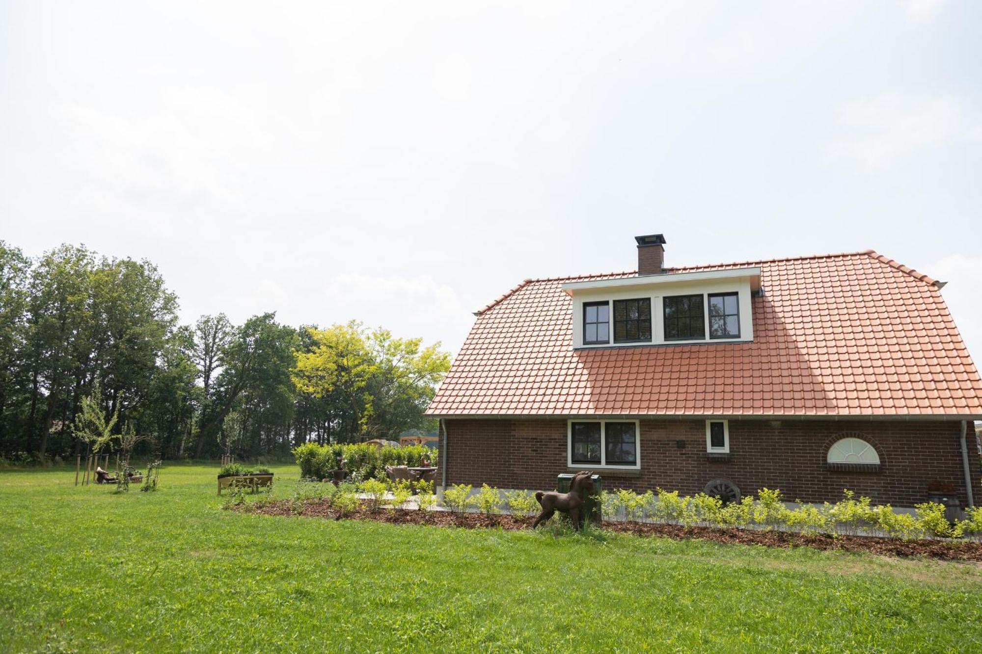 Bed & Breakfast Hoeve Happiness - Ontbijt Inbegrepen - Wellness Aanwezig Voorthuizen Extérieur photo