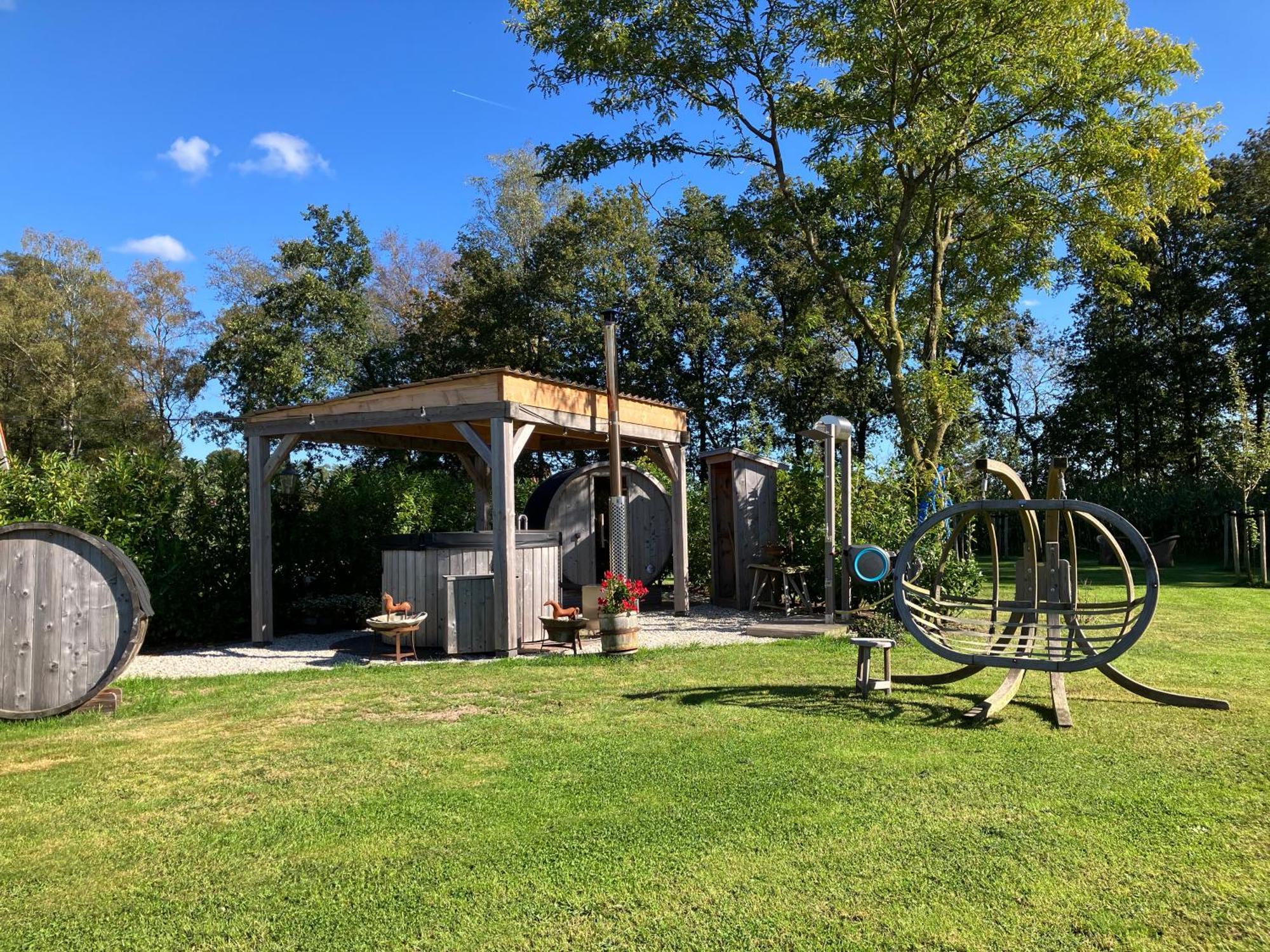 Bed & Breakfast Hoeve Happiness - Ontbijt Inbegrepen - Wellness Aanwezig Voorthuizen Extérieur photo
