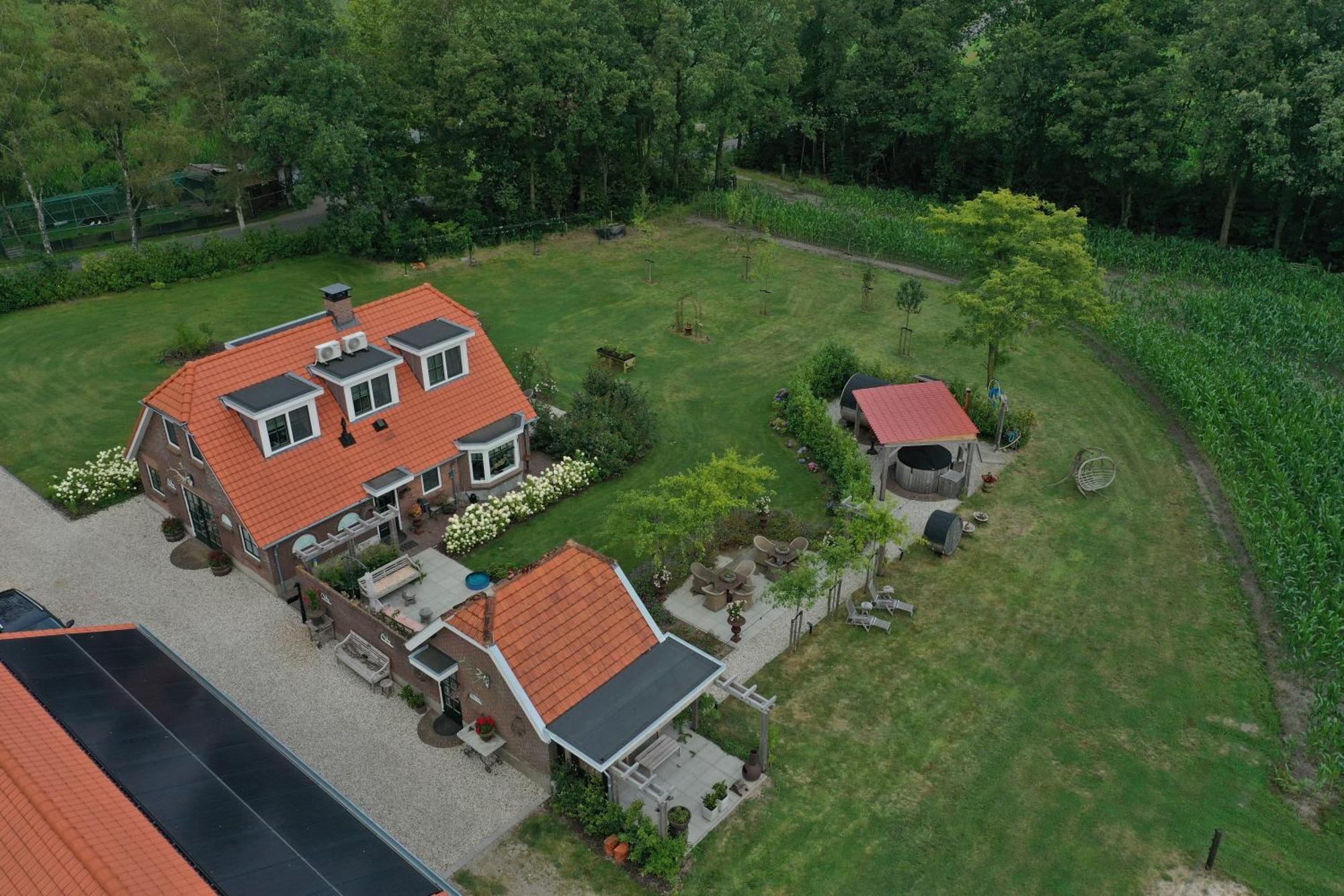 Bed & Breakfast Hoeve Happiness - Ontbijt Inbegrepen - Wellness Aanwezig Voorthuizen Extérieur photo