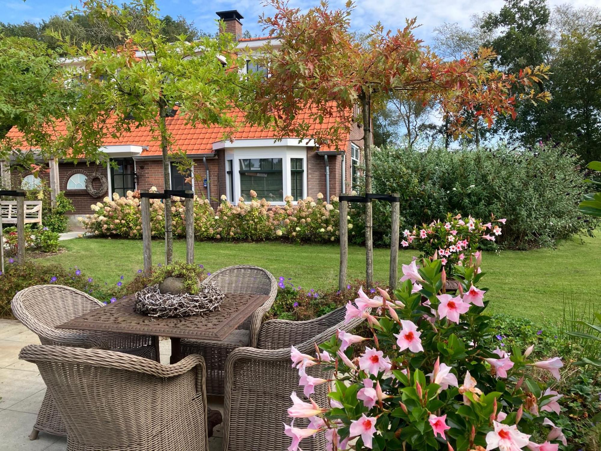 Bed & Breakfast Hoeve Happiness - Ontbijt Inbegrepen - Wellness Aanwezig Voorthuizen Extérieur photo
