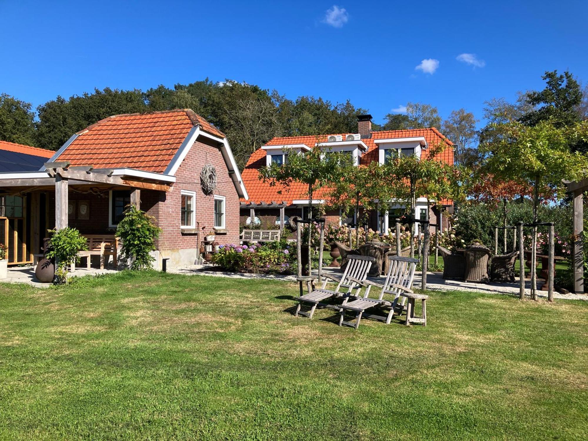 Bed & Breakfast Hoeve Happiness - Ontbijt Inbegrepen - Wellness Aanwezig Voorthuizen Extérieur photo