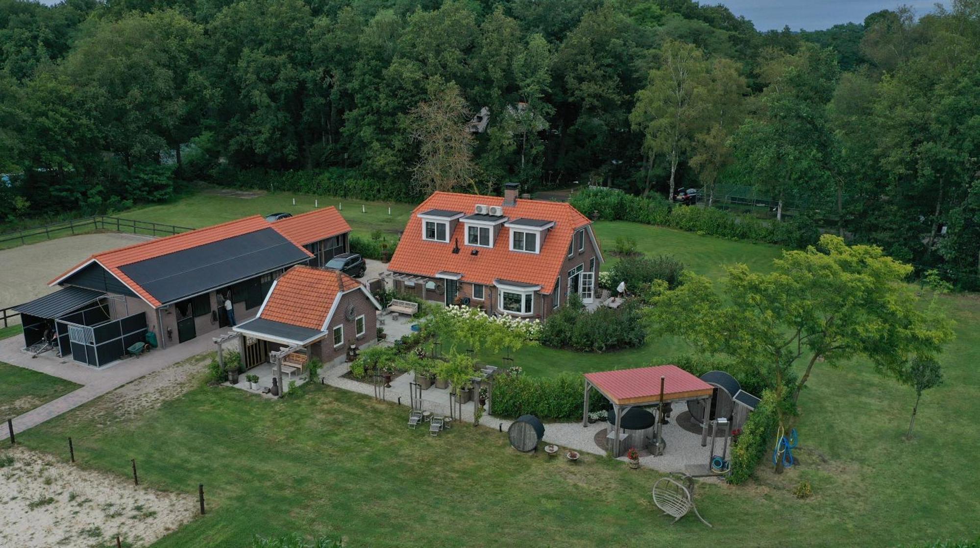 Bed & Breakfast Hoeve Happiness - Ontbijt Inbegrepen - Wellness Aanwezig Voorthuizen Extérieur photo